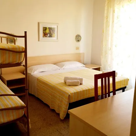 Guest house In Guest - New Cirene Triple Comfort *